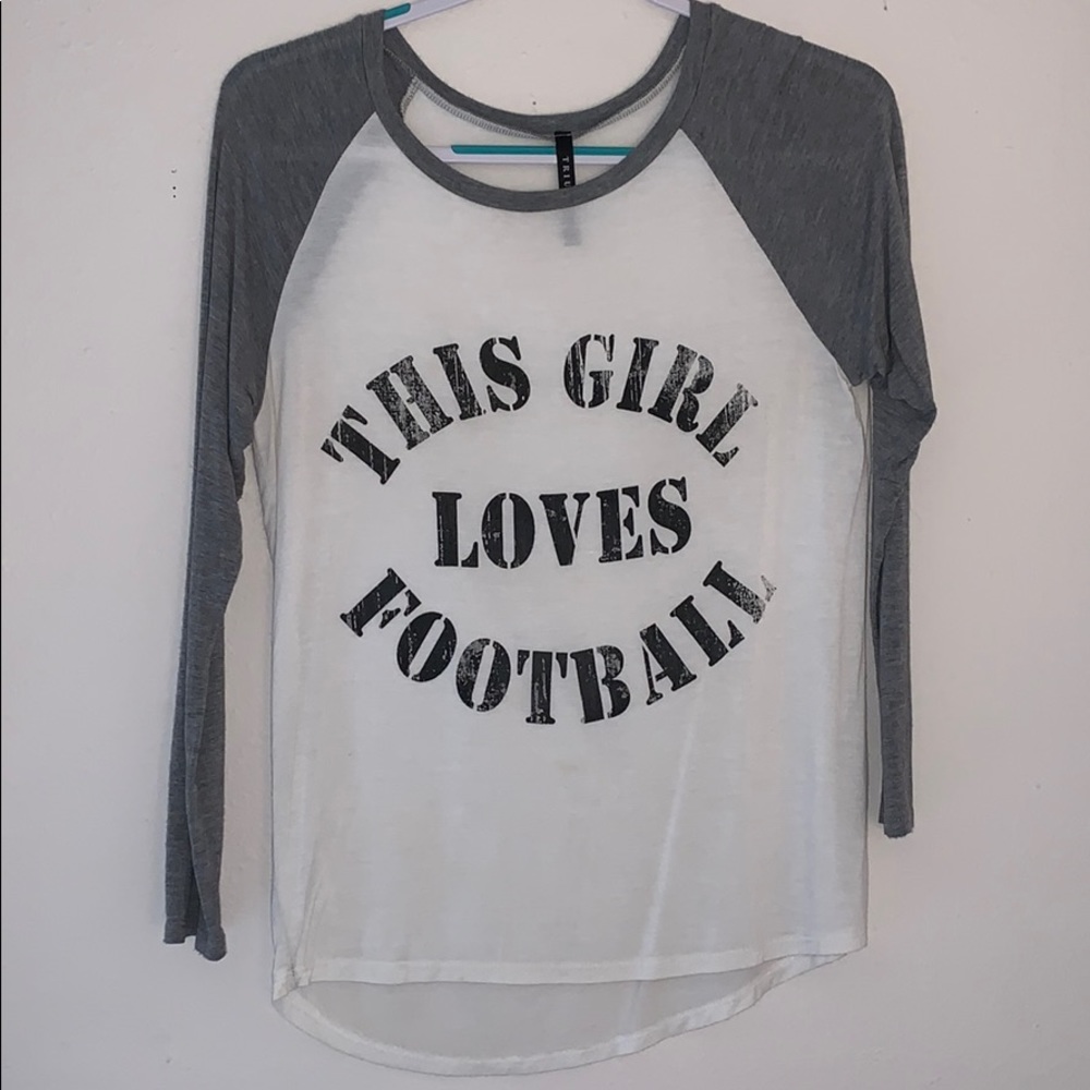 Quarter length sleeve football top